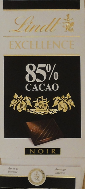 Lindt srednie excellence 85 cacao.jpg